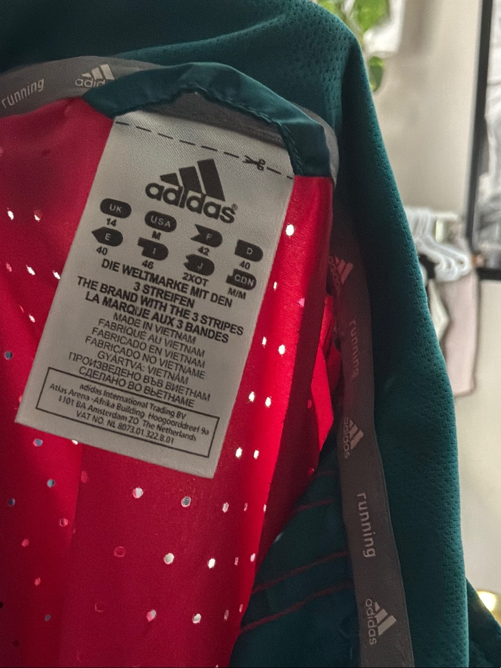ADIDAS | Y2K INSPIRED RUNNING JACKET - Picture 13 of 15